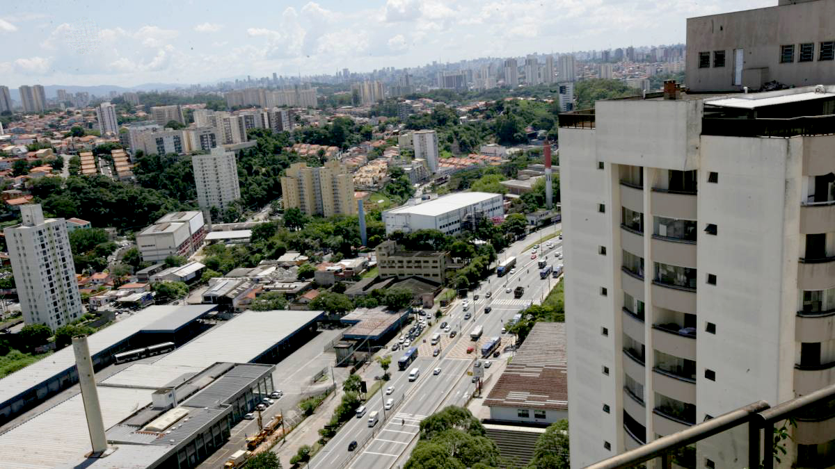Taboão da Serra, na Grande SP, começará série de audiências públicas para debater o futuro do trecho da rodovia Régis Bittencourt (BR-116), que corta a cidade