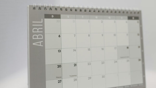 O mês de abril, que quase sempre recebe a Páscoa, possui 30 dias com muitas datas curiosas e algumas muito importante