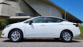 Versão de entrada Sense, que parte de R$ 115.690, é o Nissan mais barato comercializado no Brasil
