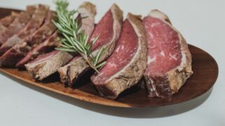 Carne bovina ganha fama na internet por ser um alimento