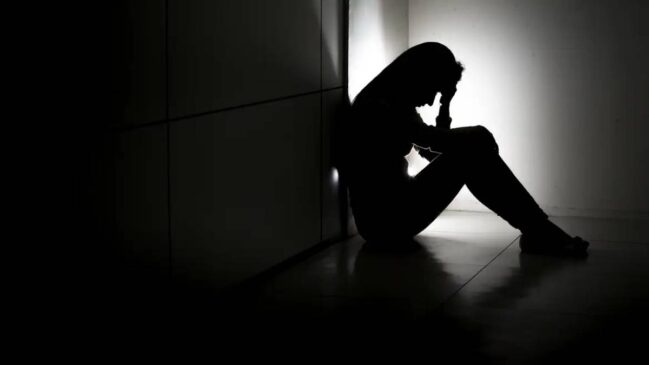 Até que, em 2016, tudo isso desapareceu de forma abrupta; a depressão e a ansiedade entraram na minha vida como um colapso