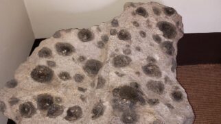 Essa pedra portuguesa intriga cientistas do mundo inteiro