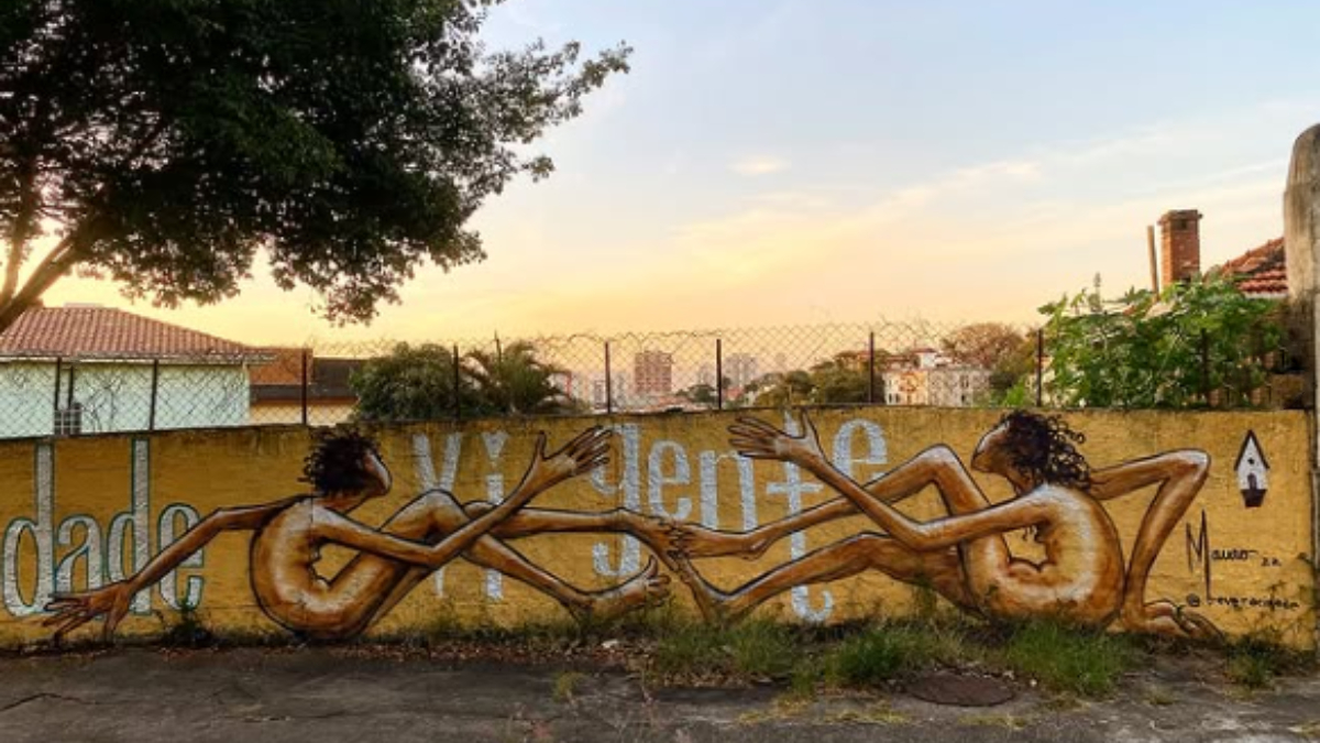Grafites de Mauro Neri, o Veracidade, convidam a população a ter um novo olhar para a cidade