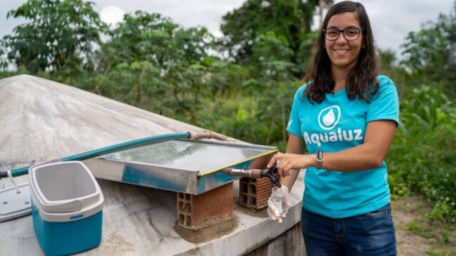 Com o Aqualuz, Anna Luísa Beserra, 21, foi a primeira brasileira a ganhar a premiação máxima da ONU Meio Ambiente