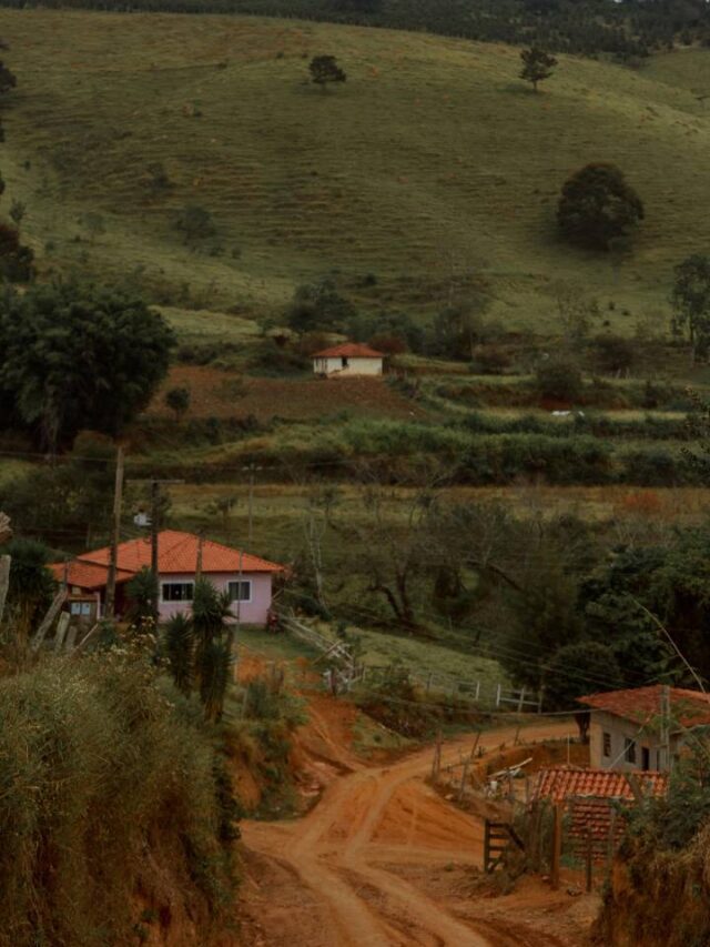 Menor cidade do Brasil encanta turistas e moradores