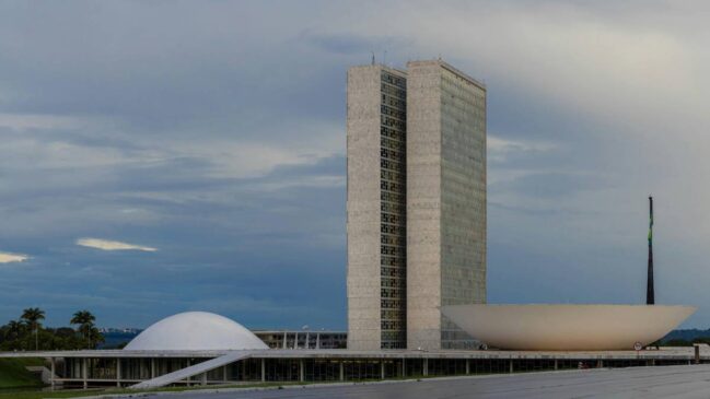 Quem conhece um pouco da história da República brasileira não se surpreende