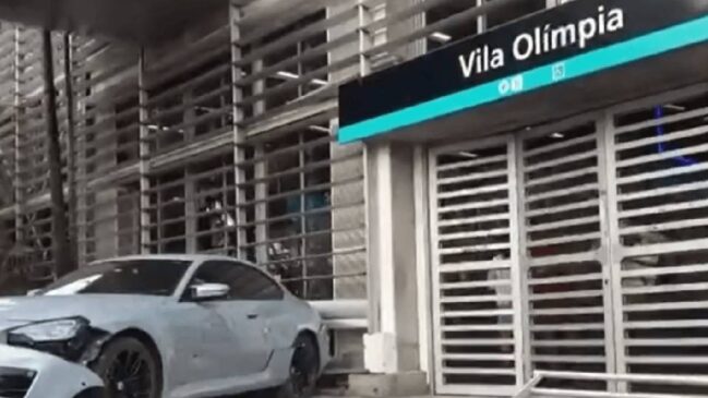 Segundo o condutor, acidente foi provocado por óleo na pista