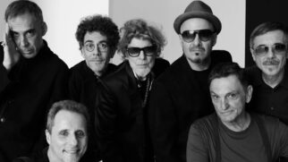 Guitarrista dos Titãs conta que foi diagnosticado com um tumor no pâncreas