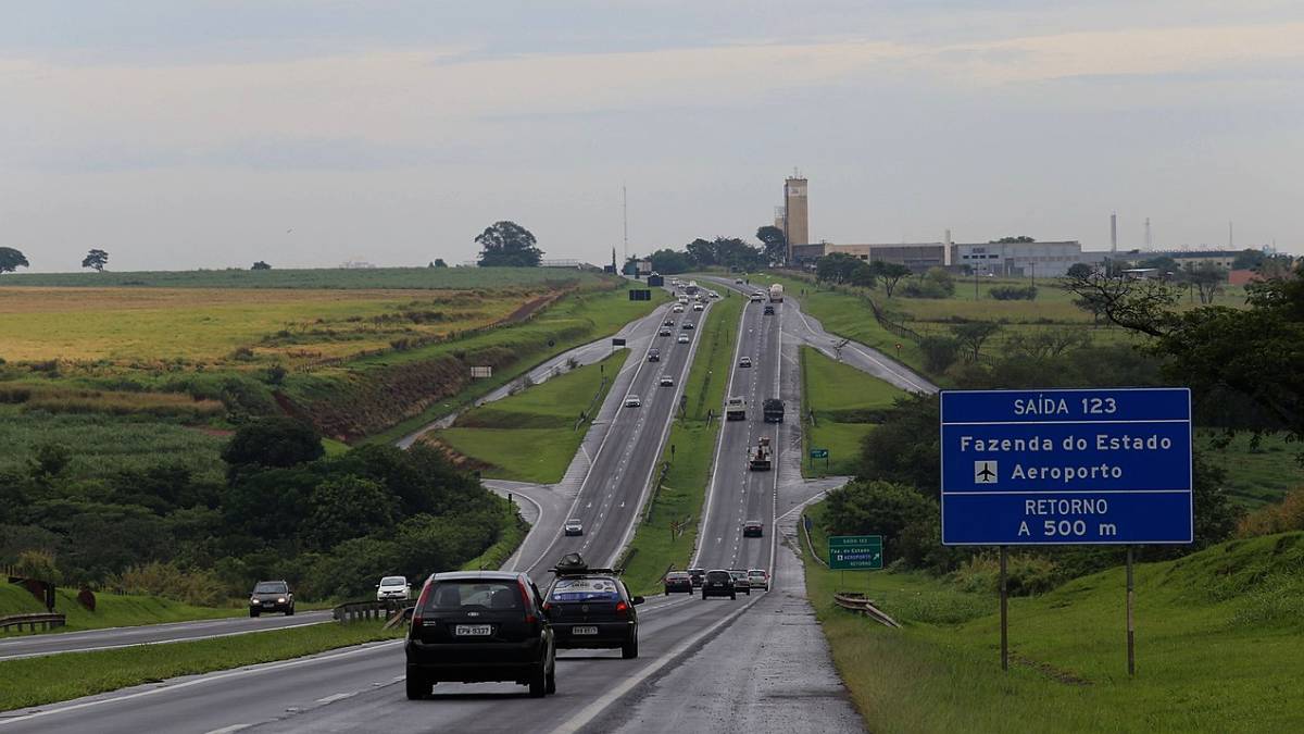 Rodovia Luiz de Queiroz passa pelas cidades de Americana, Santa Bárbara d'Oeste e Piracicaba