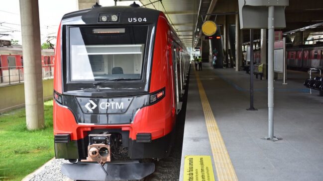A CPTM alterou a plataforma de embarque e desembarque na estação Tamanduateí
