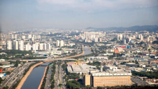 O site também diz que a cidade se concentrou em tornar apenas uma parte bonita: a região próxima ao Rio Pinheiros. Para os avaliadores, o restante foi deixado de lado - (Diogo Moreira/Governo de SP)