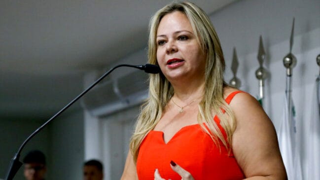 Vice-prefeita de Taboão da Serra, Erica Franquini (Republicanos), teve o número de WhatsApp clonado