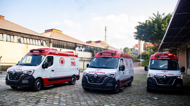 Novas ambulâncias do SAMU são entregues pelo governo federal para Taboão da Serra, na Grande SP