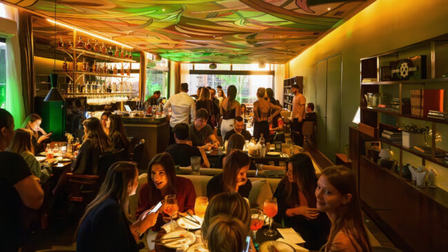 Restaurante '300 Sky Bar' é um dos participantes da 34ª edição do evento