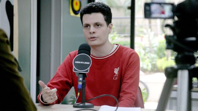 André Salgado, conhecido como 'Pseudo', é o produtor da TNT Sports Brasil, responsável por sucessos como 'De Sola a Dez' e 'De Zero a Dez', além do 'Fred e Bechler'