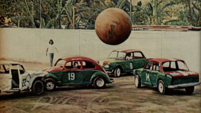 Febre no Rio de Janeiro nos anos 1970, o 'autobol' movimentou uma legião de fãs para acompanharem o 'futebol de carros'
