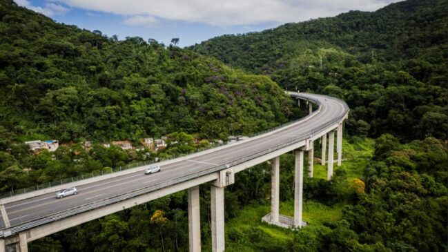 São esperados cerca de 130 mil veículos entre esta quinta-feira (2/4) até a próxima segunda-feira (6/4)
