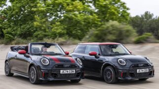 Hatch acelera de zero a 100 km/h em 6,1 segundos, enquanto conversível atinge em 6,4 segundos