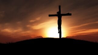 Jesus foi crucificado e sofreu várias situações críticas, tanto na carne, quanto no espírito