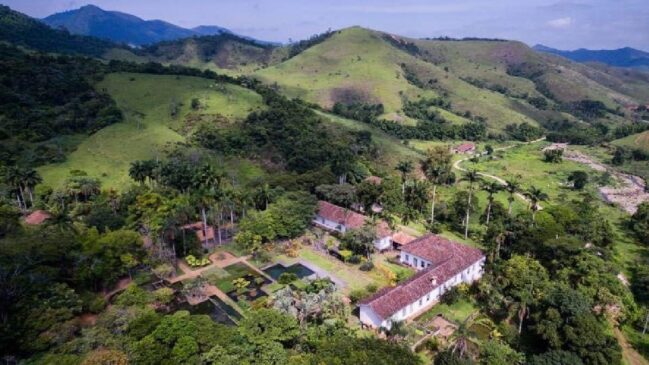 A Fazenda Vargem Grande é um dos destaques da cidade de Areias, que carrega um turismo cultural muito importante