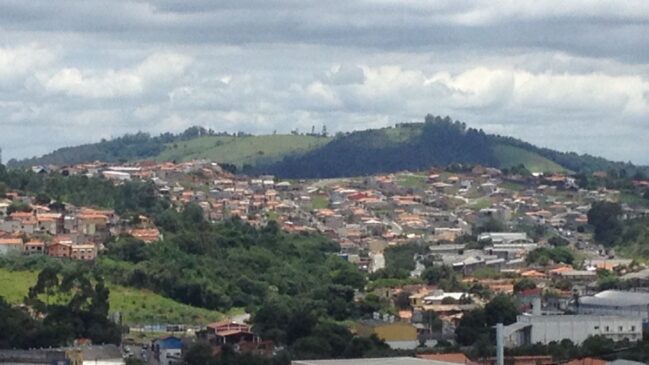 A cidade de Itatiba é chamada de "Princesa da Colina" por causa de seu relevo em destaque