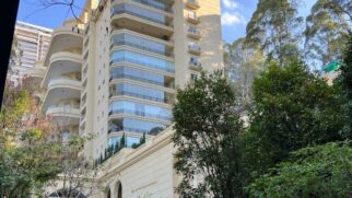 Apartamento faz parte do Edifício Professor Adolpho Carlos Lindenberg