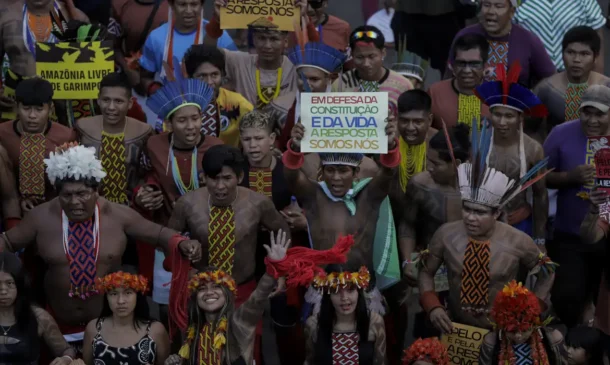 Nada mais emblemático no Brasil do que a luta dos povos indígenas por direitos