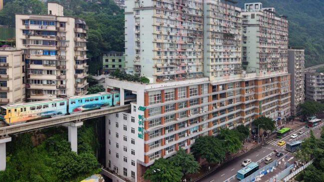 O monotrilho de Chongqing é o maior sistema de monotrilho do mundo