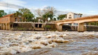 Nome da cidade vem do Tupi que significa "peixe que faz barulho"