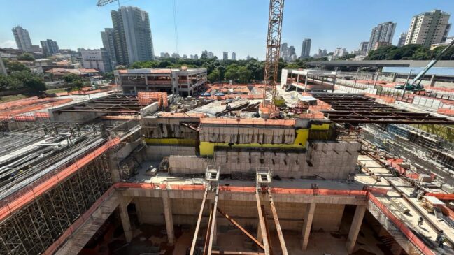Obras na linha 2-Verde está com a execução das estruturas internas em curso
