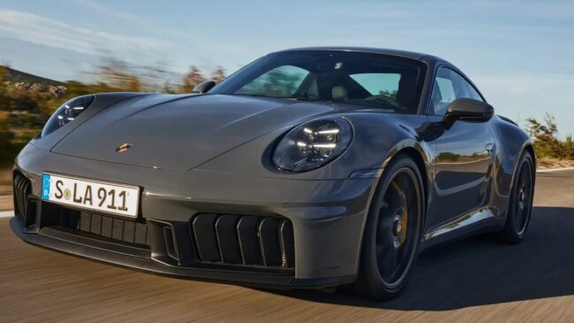 Aqui no Brasil a Porsche 911 também é comercializada, mas não sai por menos do que R$ 868 mil.