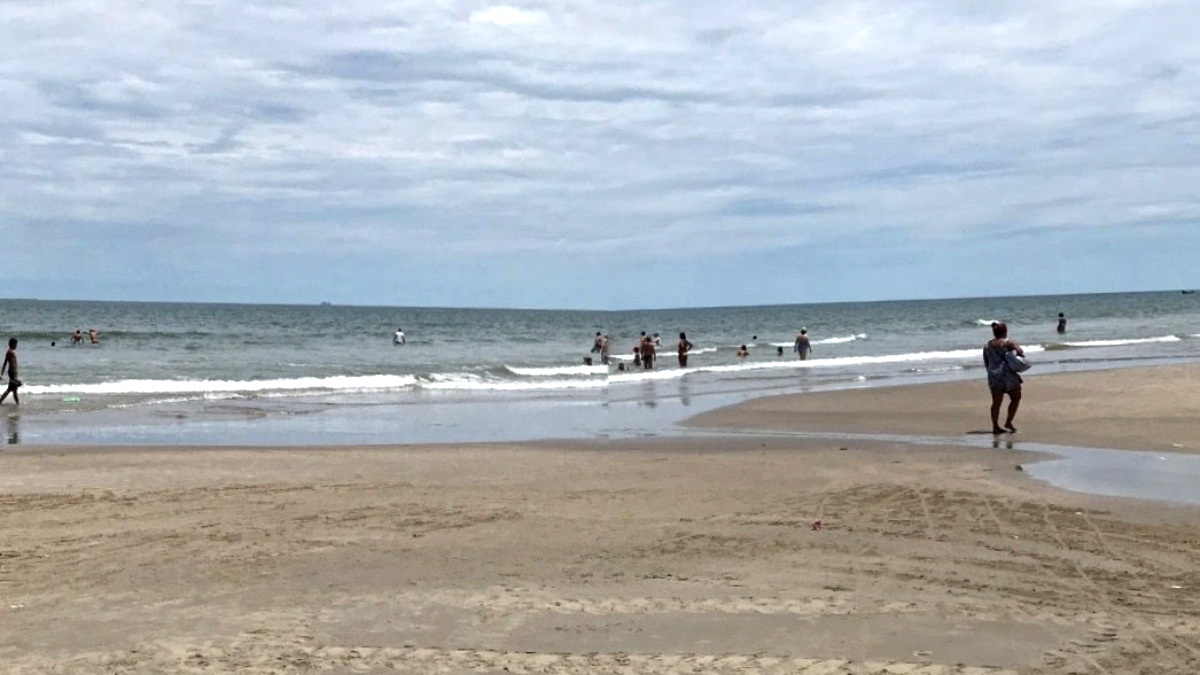 Praia do Centro, em Mongaguá, no litoral sul de São Paulo