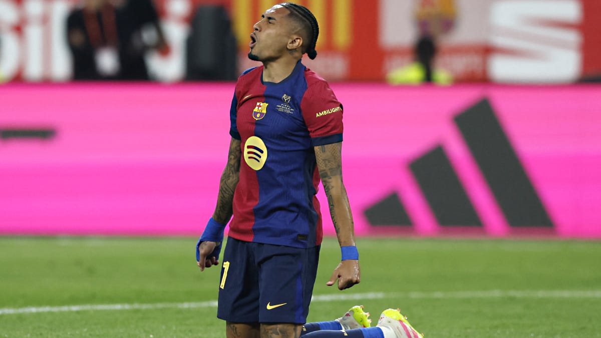 Destaque no Barcelona e um dos favoritos a ganhar a Bola de Ouro da temporada 2024/25, Raphinha vive o auge de sua carreira