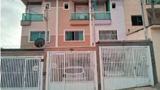 Casa com 100 m² é oferecida por R$ 200 mil