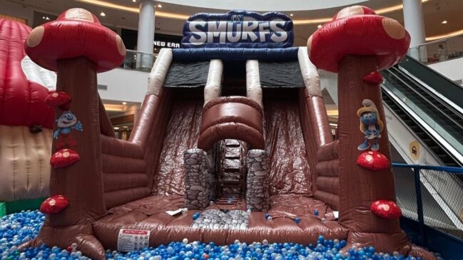 Vila dos Smurfs estará disponível no São Bernardo Plaza até 1º de junho