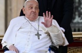 Personalidades e instituições goianas lamentam morte de Papa Francisco