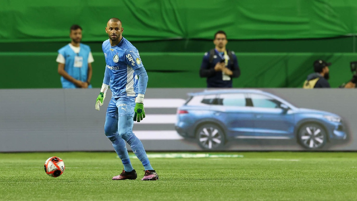 Palmeiras e Sporting Cristal se enfrentam, nesta quinta-feira, na Libertadores