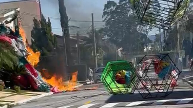 Balão caiu em condomínio de Taubaté, no Vale do Paraíba, no interior de SP