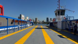 FB-18, com capacidade para 32 veículos e 244 pedestres, será destinada à rota entre Santos e Guarujá