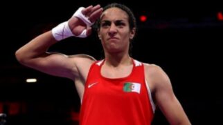 Imane Khelif conquistou a medalha de ouro nas Olimpíadas de Paris 2024 mediante polêmicas
