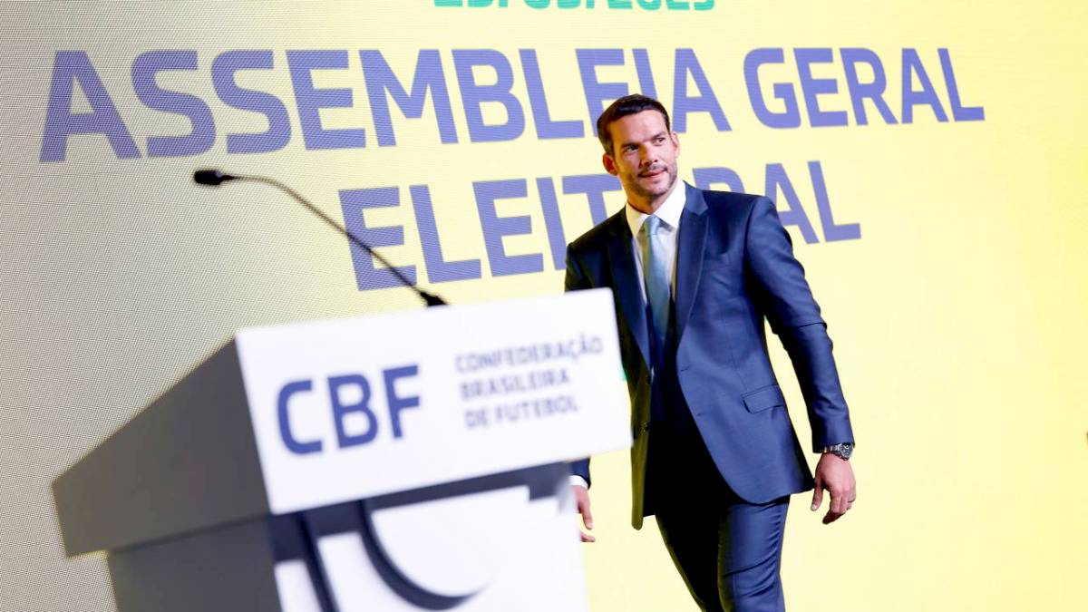 Samir Xaud foi eleito presidente da CBF em maio de 2025