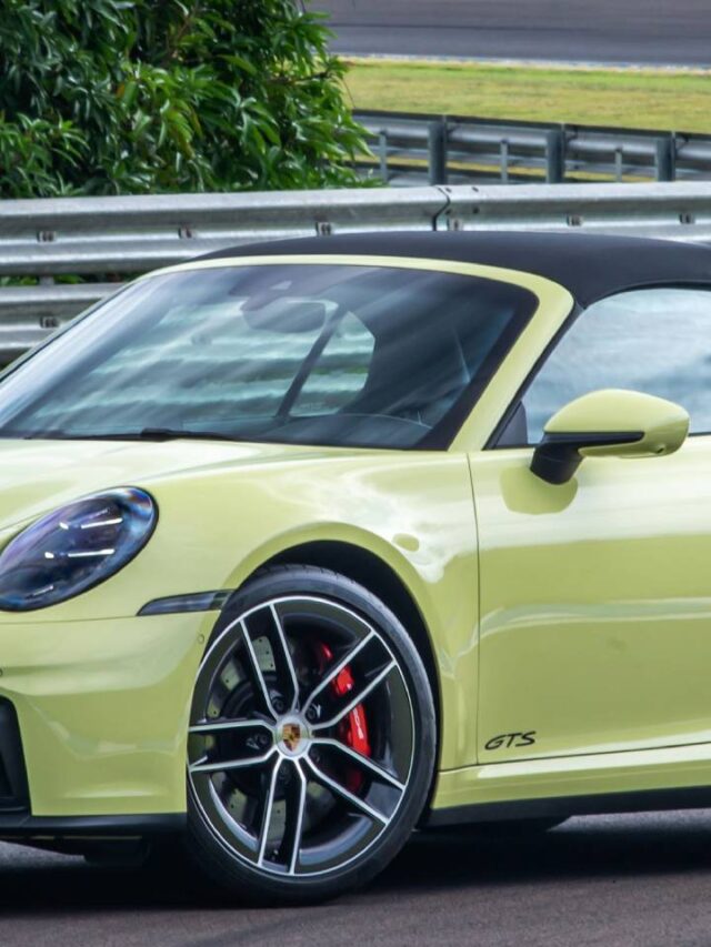 Nova geração do Porsche 911 Carrera chega ao Brasil