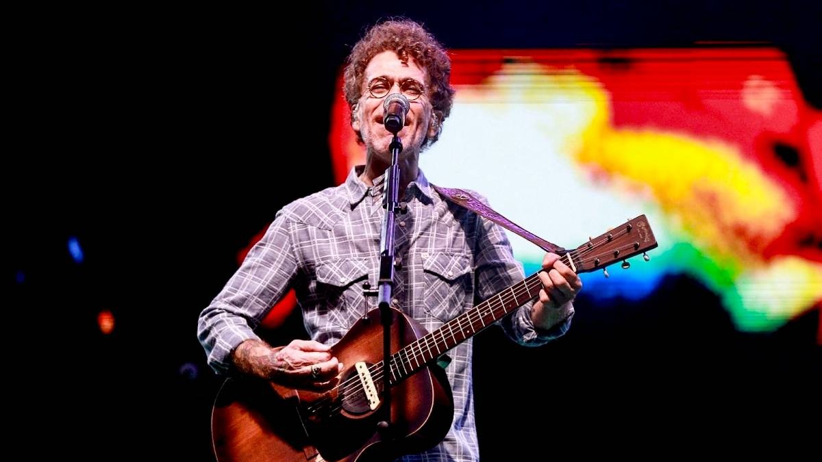 Vale do Anhangabaú receberá show gratuito de Nando Reis neste domingo (7/6)