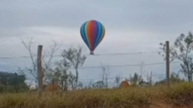 Momento da queda do balão que causou a morte de jovem no interior de SP