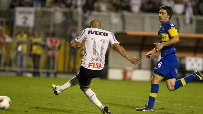 Jogo relembrará duelo entre as equipes na final da Libertadores de 2012