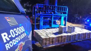 Droga estava escondida em meio a uma carga de soja