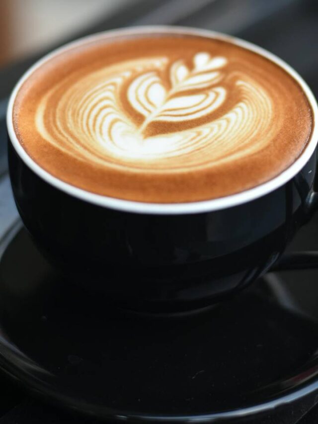 É isso que acontece com mulheres que tomam café todos os dias