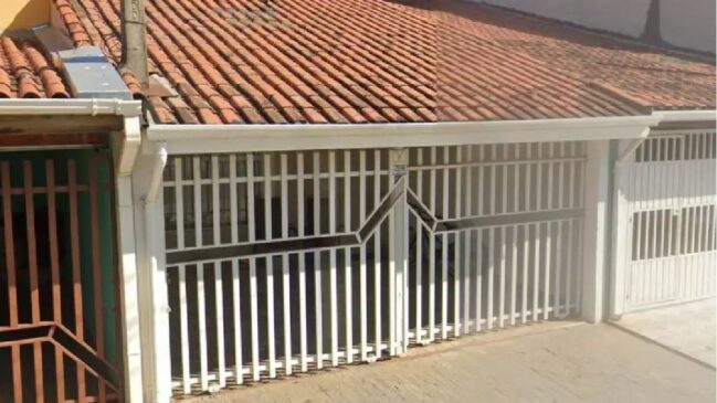 Imóvel está localizado na rua Emerenciano Prestes de Barros, nº 630