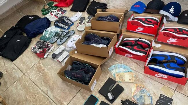 Ação de resgate teve início quando a segurança do Shopping União de Osasco denunciou à polícia que quatro homens estavam realizando compras de alto valor