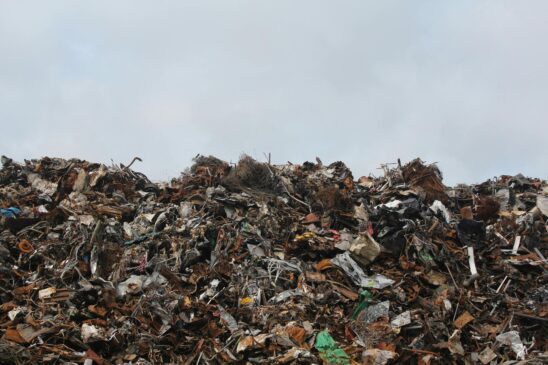 Enfrentamento à crise climática passa por ações concretas, e erradicar os lixões é uma delas